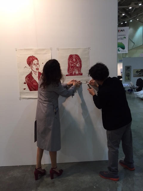 Installing the pieces with the help of talented artist Jonidel Mendoza, Venezuela.